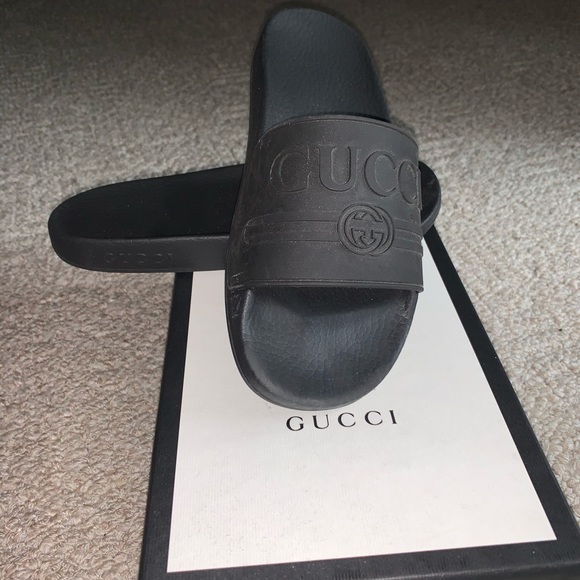 Gucci Logo Rubber Slide - Picture 3 of 5